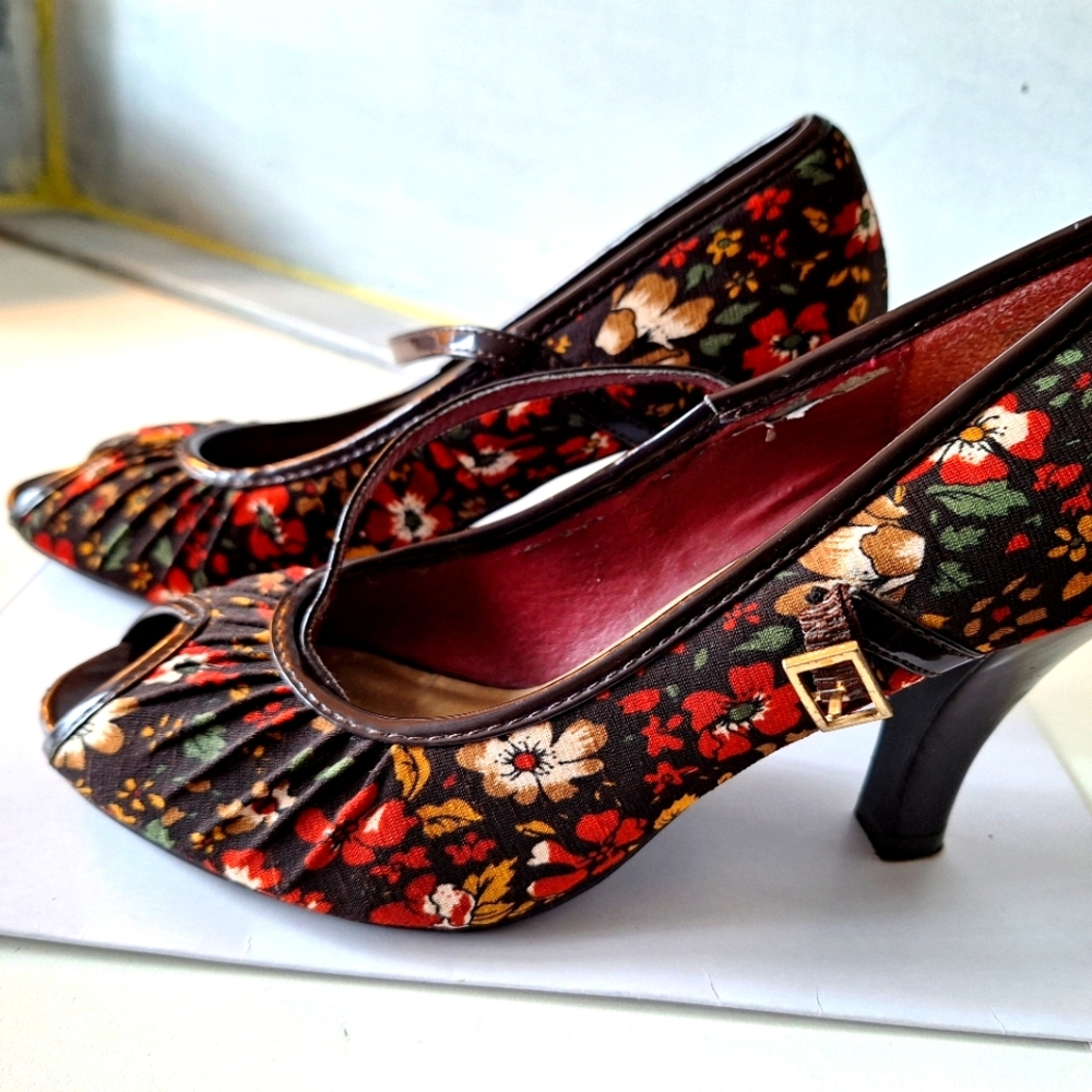 Madden Girl Floral Heels
